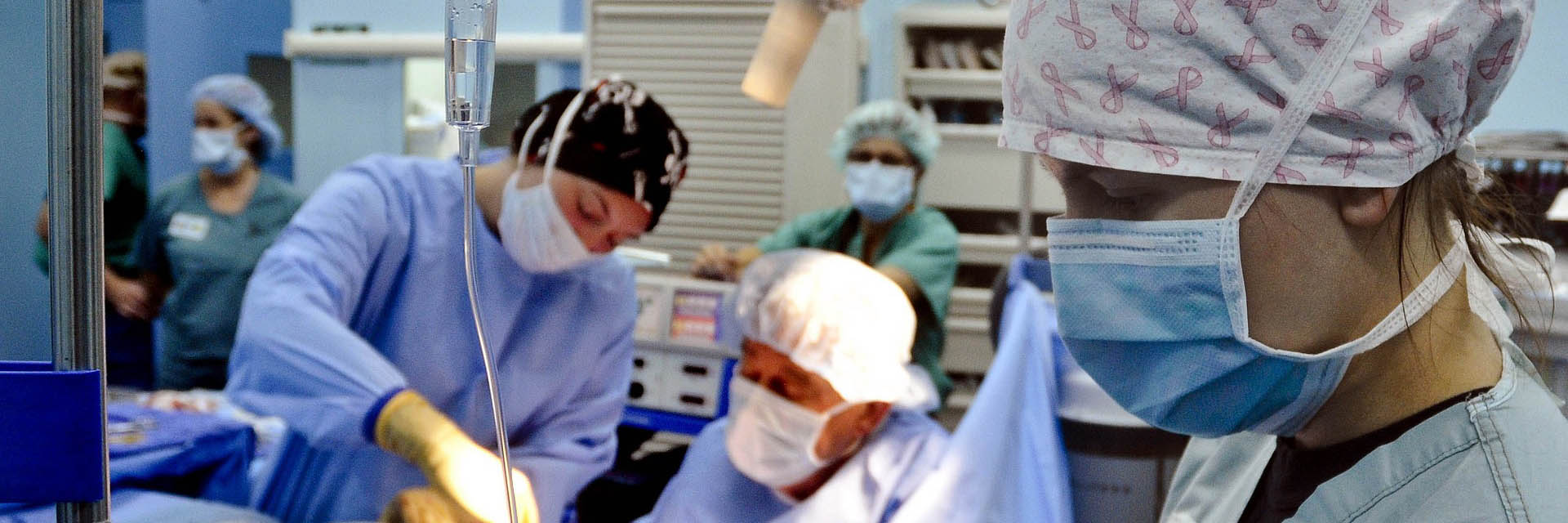 Hygiene im IVF-Labor Durchreiche